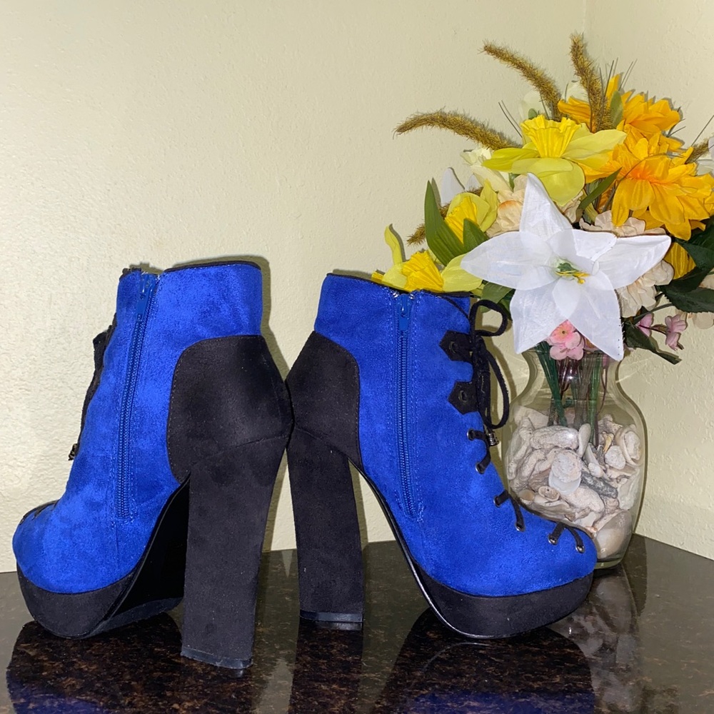 Blue Black Lace High Heels